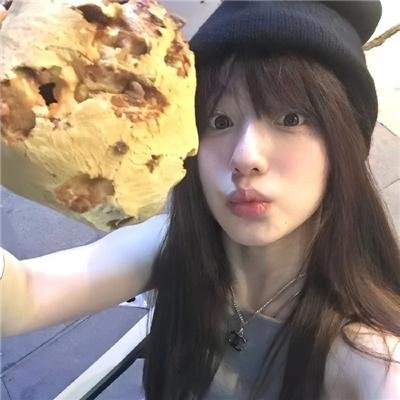 隔壁的吸血鬼美眉